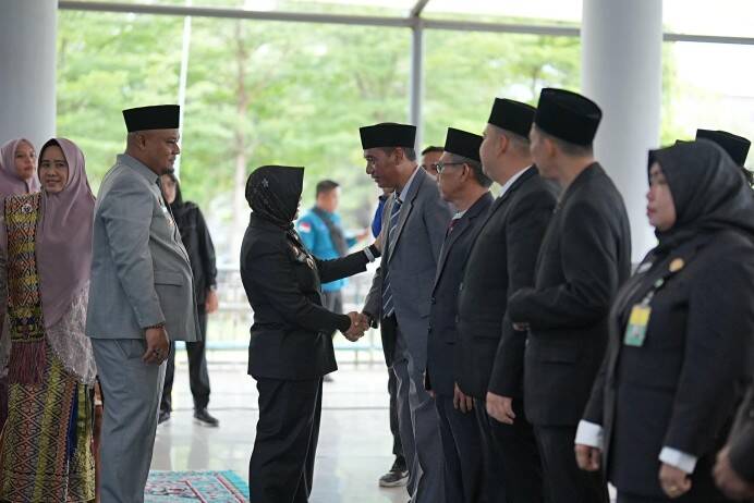 Bupati Afni Lantik 71 Pejabat, Tekankan Loyalitas dan Tolak Jabatan Transaksional
